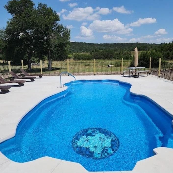 Simply Pools & Spas, Salado