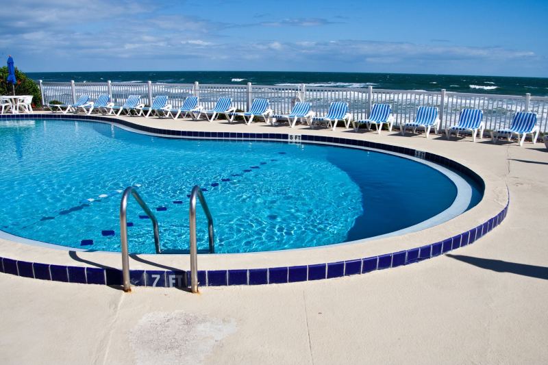 Summertime Blue Pool & Spa, Corolla