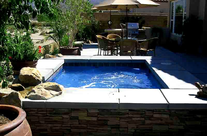 Swimming Pool Now, Uniondale