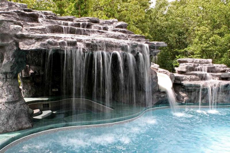 The Tropical pool company, Elyria