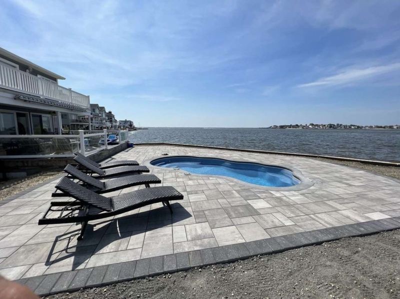 Xtreme Pool Builders, Estell Manor